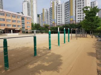 은어송초등학교+병설유치원 모래소독 