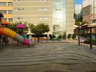 서울응암초등학교+유치원 어린이놀이터 모래소독