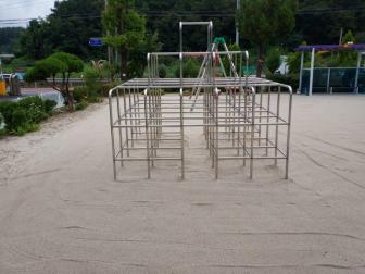 송양초등학교어린이놀이터 모래소독